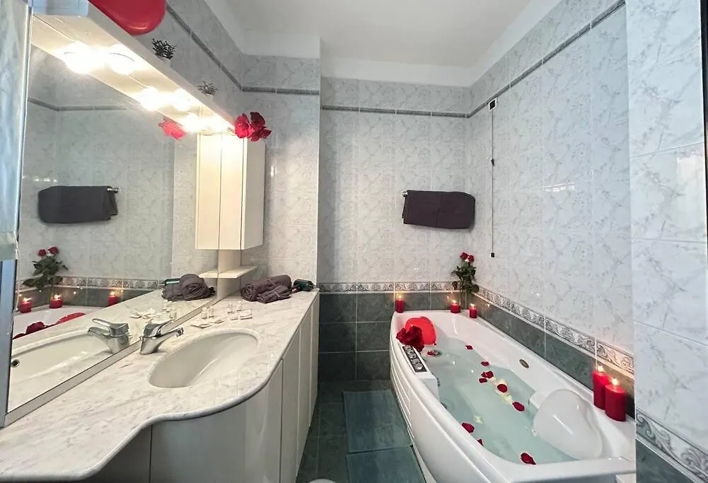 Jacuzzi-Idrotherapy Duomo 5 Min Qcterme 100M Apartment Milan